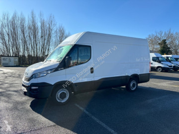 Fourgon Iveco