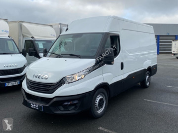 Fourgon Iveco