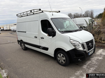 Fourgon long Nissan