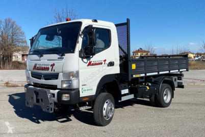 Utilitaire benne Mitsubishi