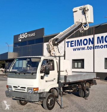 Telescópica Nissan