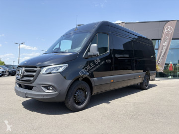 Fourgon Mercedes
