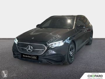 Familiar Mercedes