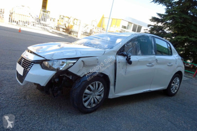 Peugeot E-208 STE 1,5 HDI 100