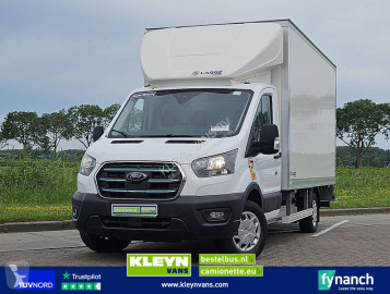 Fourgon Ford