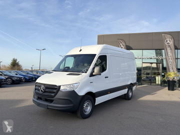Fourgon Mercedes