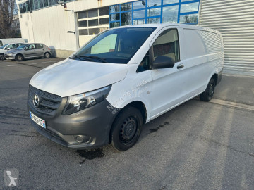Fourgon Mercedes