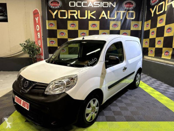 Fourgonnette Nissan