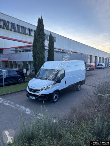Fourgon Iveco