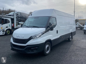 Fourgon utilitaire Iveco
