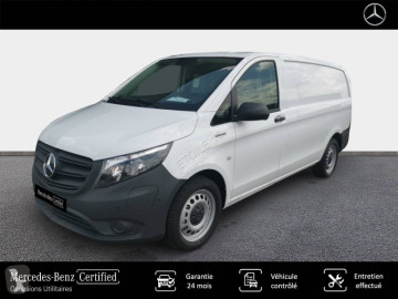 Furgon dostawczy Mercedes