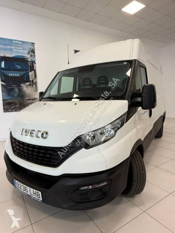 Fourgonnette Iveco