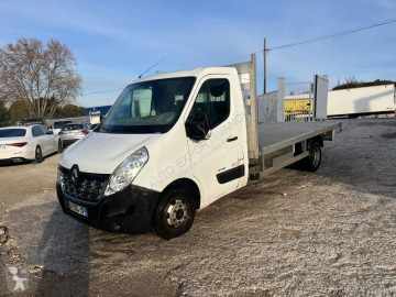 Utilitaire plateau Renault
