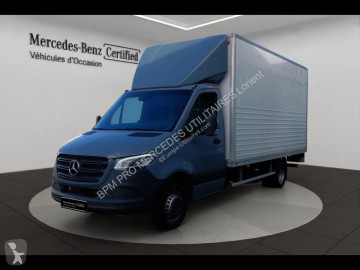 Grote bak Mercedes