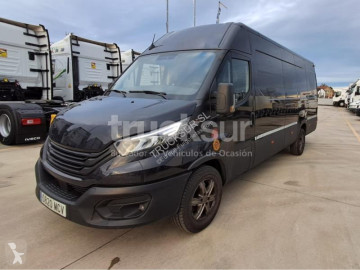 Caja cerrada Iveco