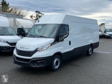 Fourgon Iveco