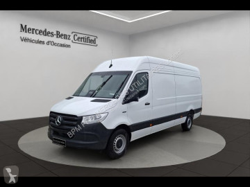 Fourgon Mercedes