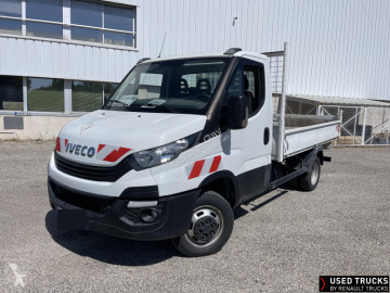 Utilitaire benne Iveco