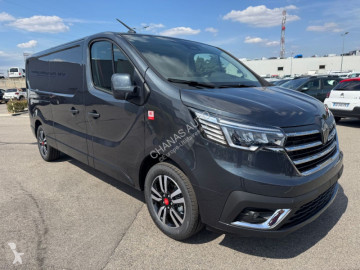 Średnia furgonetka Renault