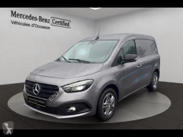 Fourgon Mercedes