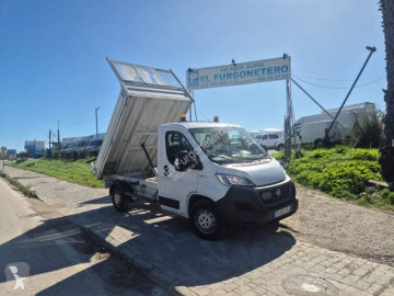 Con volquete estándar Fiat