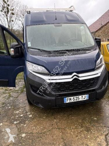 Fourgon long Citroën