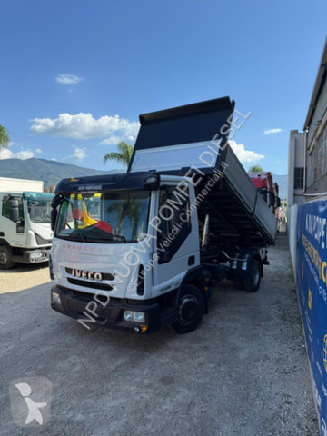 Utilitaire benne Iveco