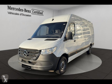 Fourgon Mercedes