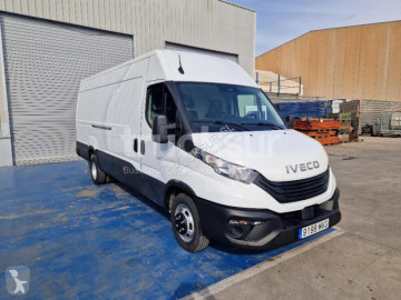 Caja cerrada Iveco