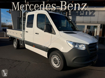 Utilitaire plateau ridelles Mercedes