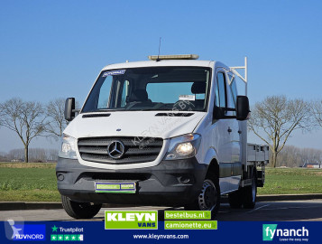 Utilitaire plateau Mercedes