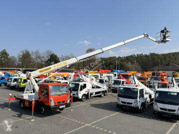 Лекотоварен автомобил Nissan Cabstar