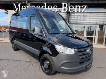 Furgon długi Mercedes