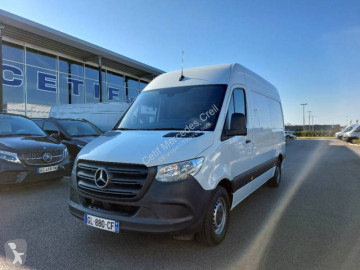Caja cerrada Mercedes