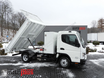 Utilitaire benne Mitsubishi