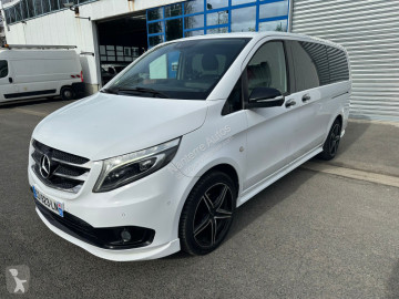 Voiture Mercedes