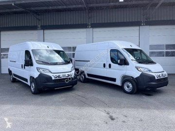 Fourgon moyen Fiat neuf