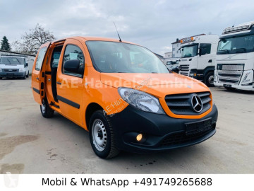 Vehículo comercial Mercedes