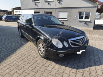 Familiar Mercedes