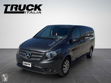 Furgon dostawczy Mercedes