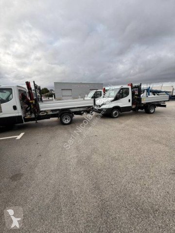 Trilateral Iveco nueva