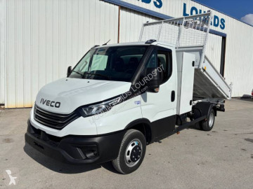 Utilitaire benne standard Iveco