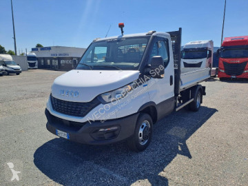 Utilitaire benne Iveco
