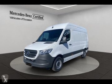 Fourgon Mercedes