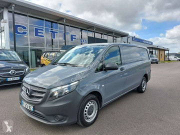 Fourgonnette Mercedes