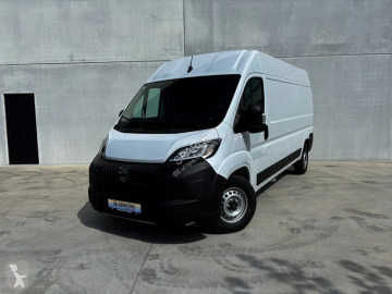 Fourgon Peugeot