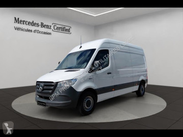Fourgon Mercedes