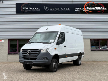 Fourgon Mercedes