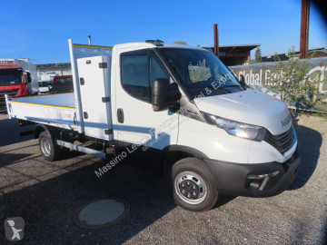 Utilitaire benne Iveco