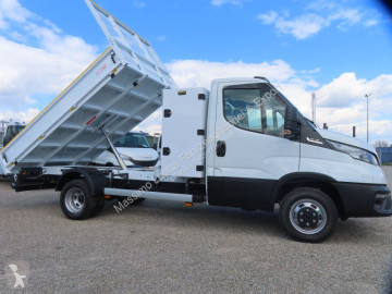 Utilitaire benne Iveco